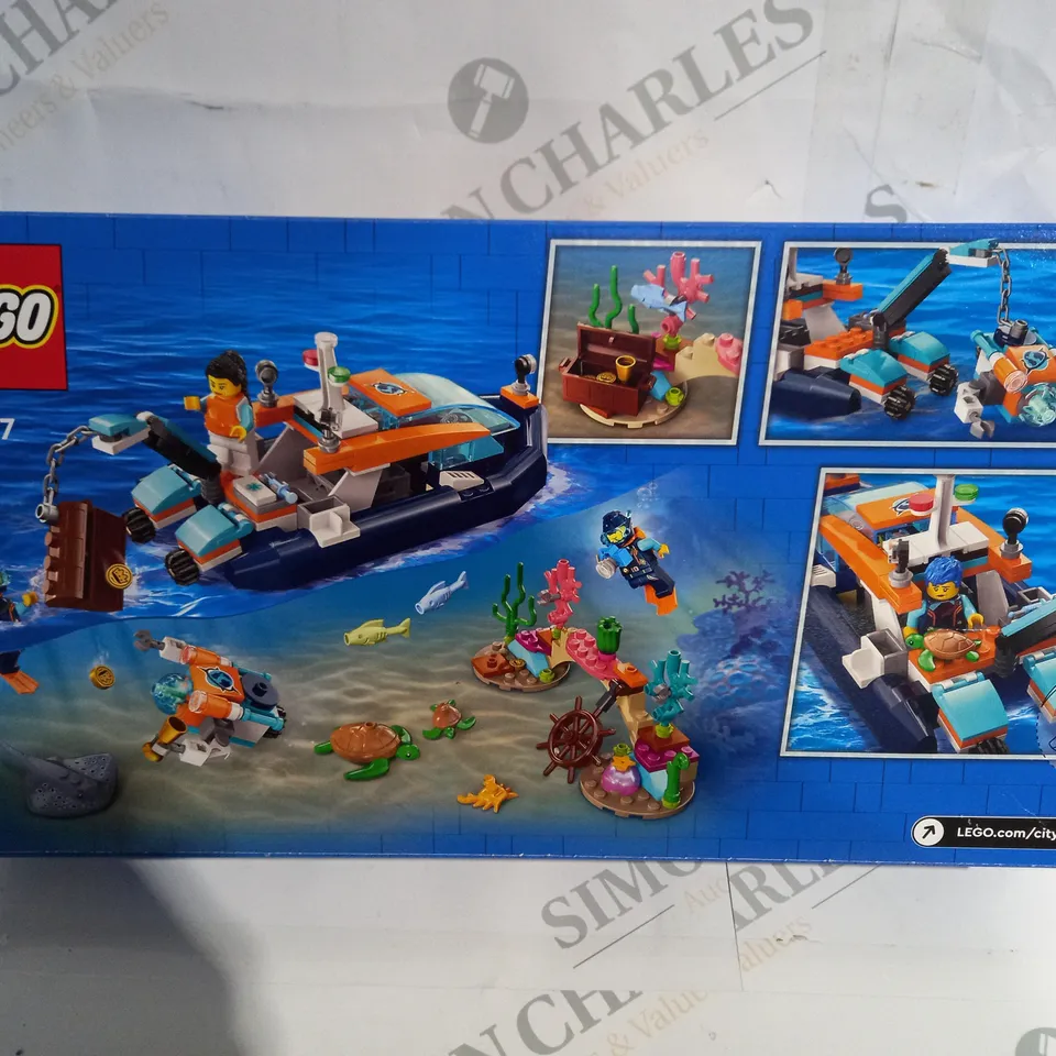 BOXED LEGO CITY BOAT 60377