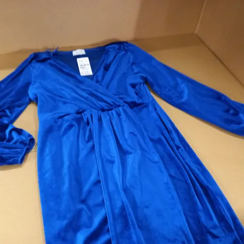QUIZ BLUE VELVET WRAP DRESS - 16