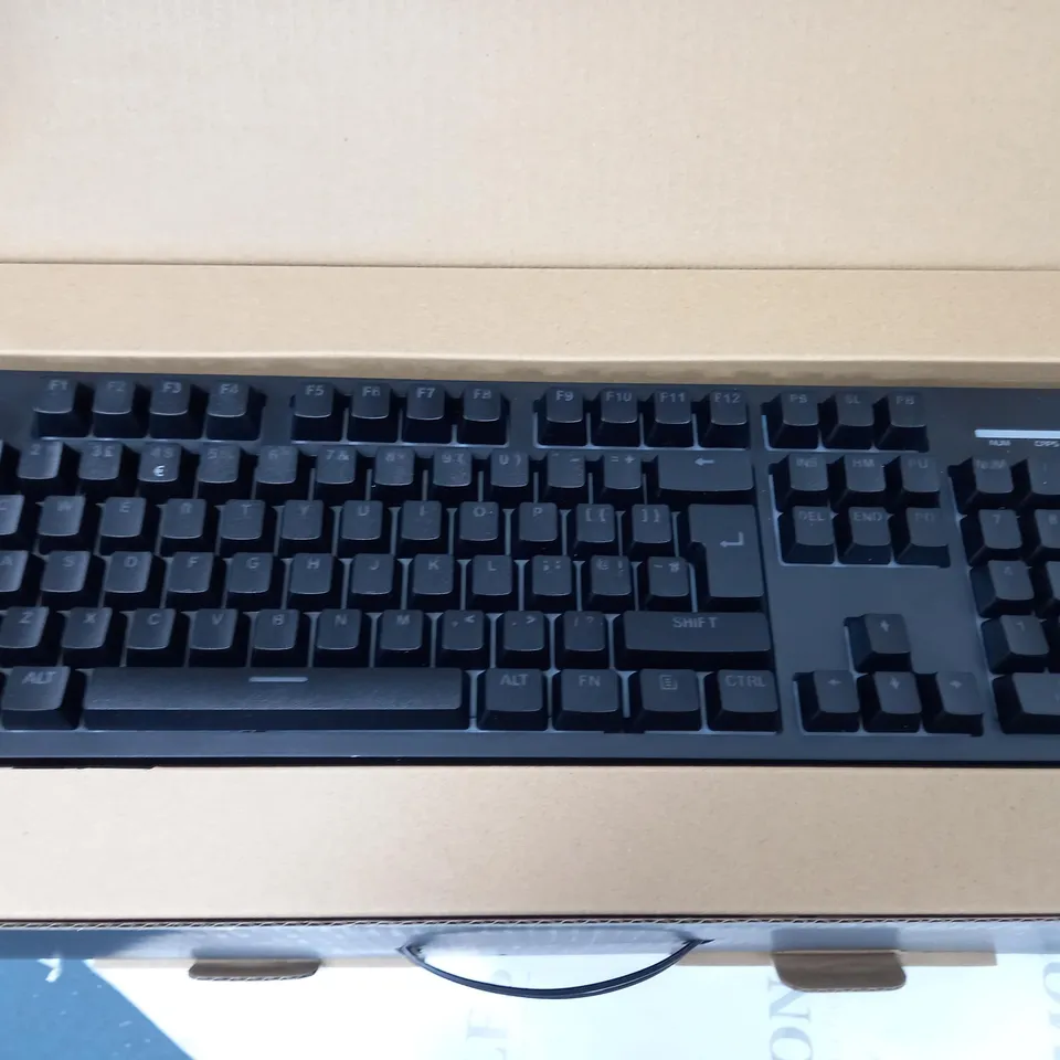BOXED 4 IN 1 GAMING KIT
