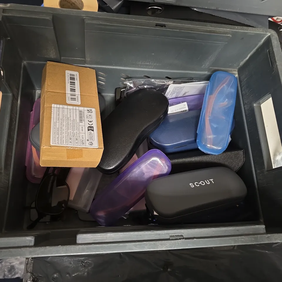 QUANTITY OF ASSORTED GLASSES, CASES AND ACCESSORIES