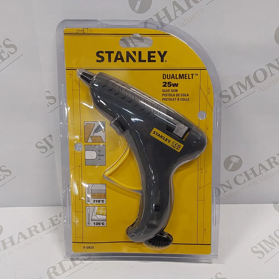 BRAND NEW STANLEY GLUE GUN 