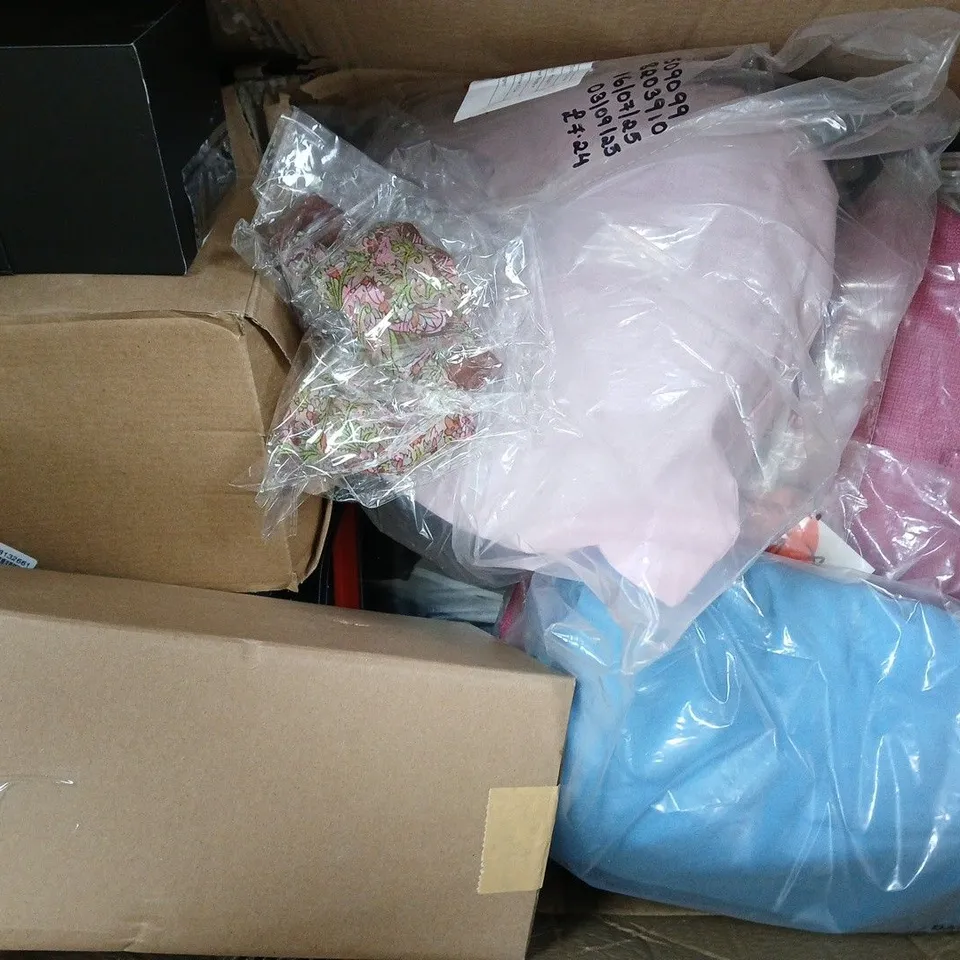 BOX OF APPROXIMATELY 10 ASSORTED HOUSEHOLD ITEMS TO INCLUDE BEAUTECH NECK BEAUTY DEVICE, ETC - COLELCTION ONLY