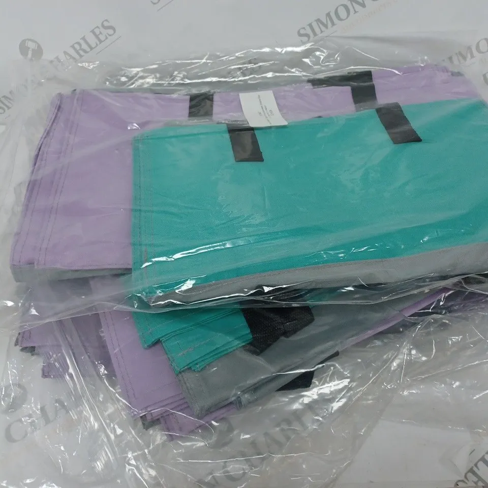 APPROXIMATELY 16 SAVVY SHOPPER SUPER STRONG EXPANDABLE SHOPPING BAGS IN LARGE AND MEDIUM  