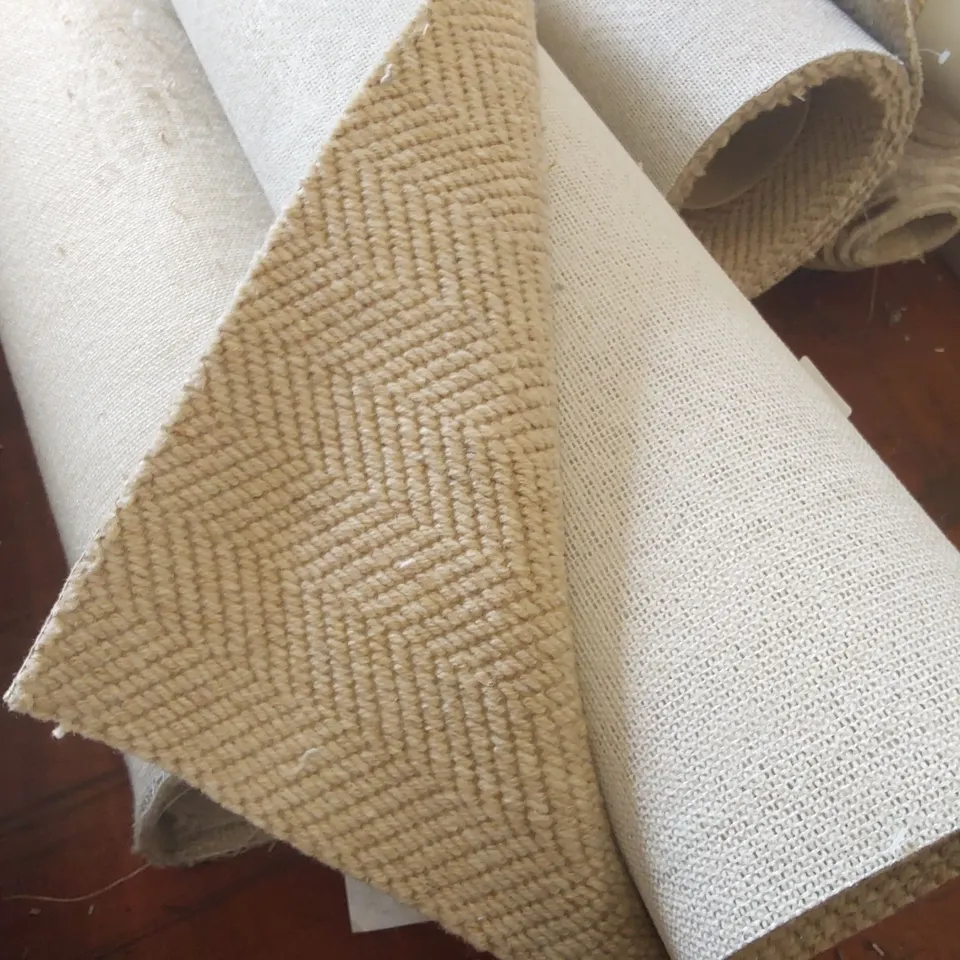 ROLL OF QUALITY LAKELAND WEAVE RYDAL HERD FLAT CARPET - APPROXIMATELY 4 x 2.13m