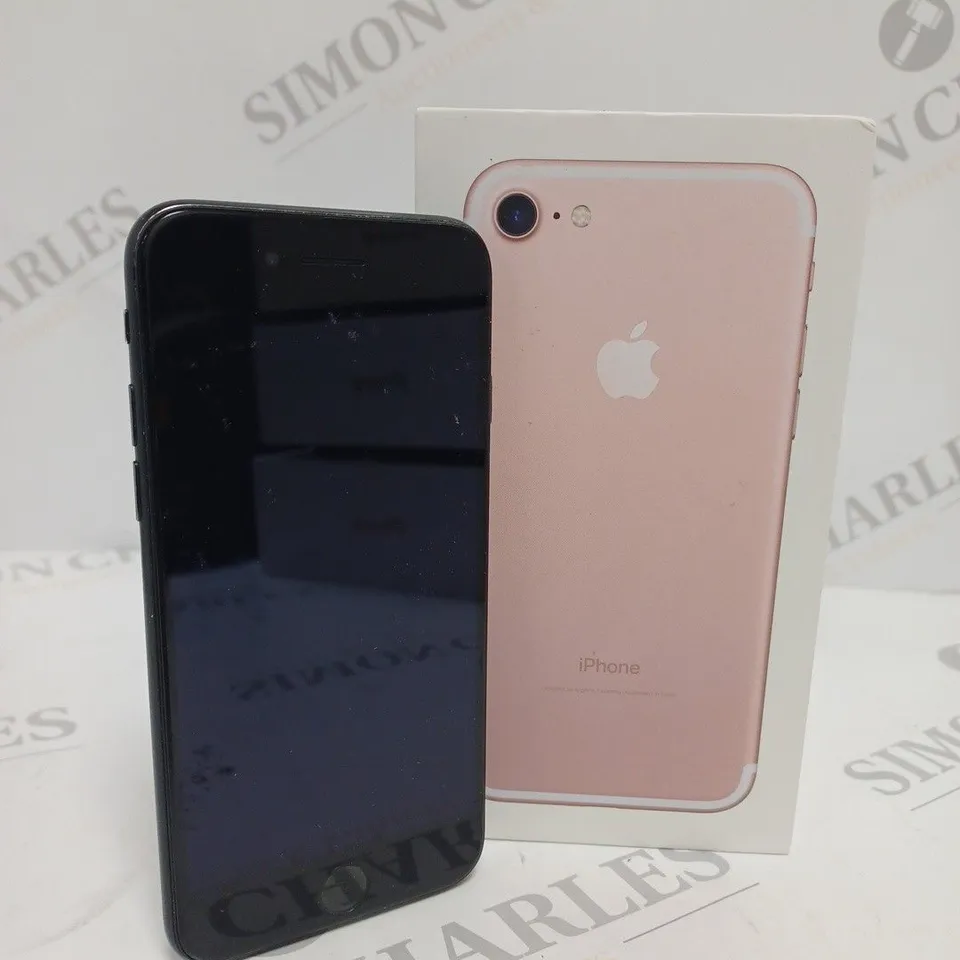 APPLE IPHONE 7 (A1778) SMARTPHONE