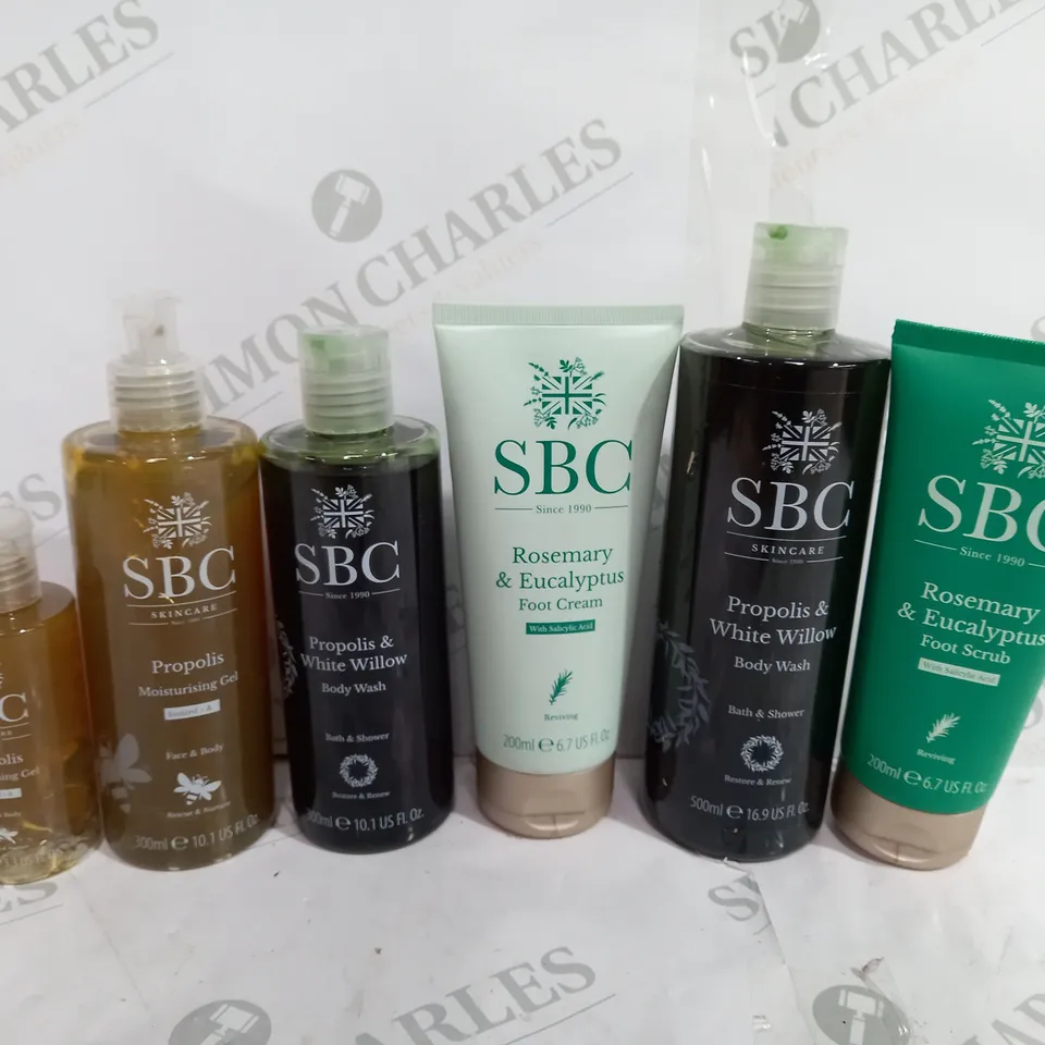 BOXED SBC SHOWER GIFT SET 