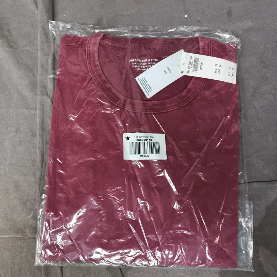 ABERCROMBIE & FITCH CROPPED FIT CLASSIC POLISHED T-SHIRT IN MAROON SIZE MEDIUM