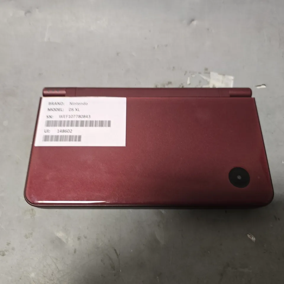 NINTENDO DS XL