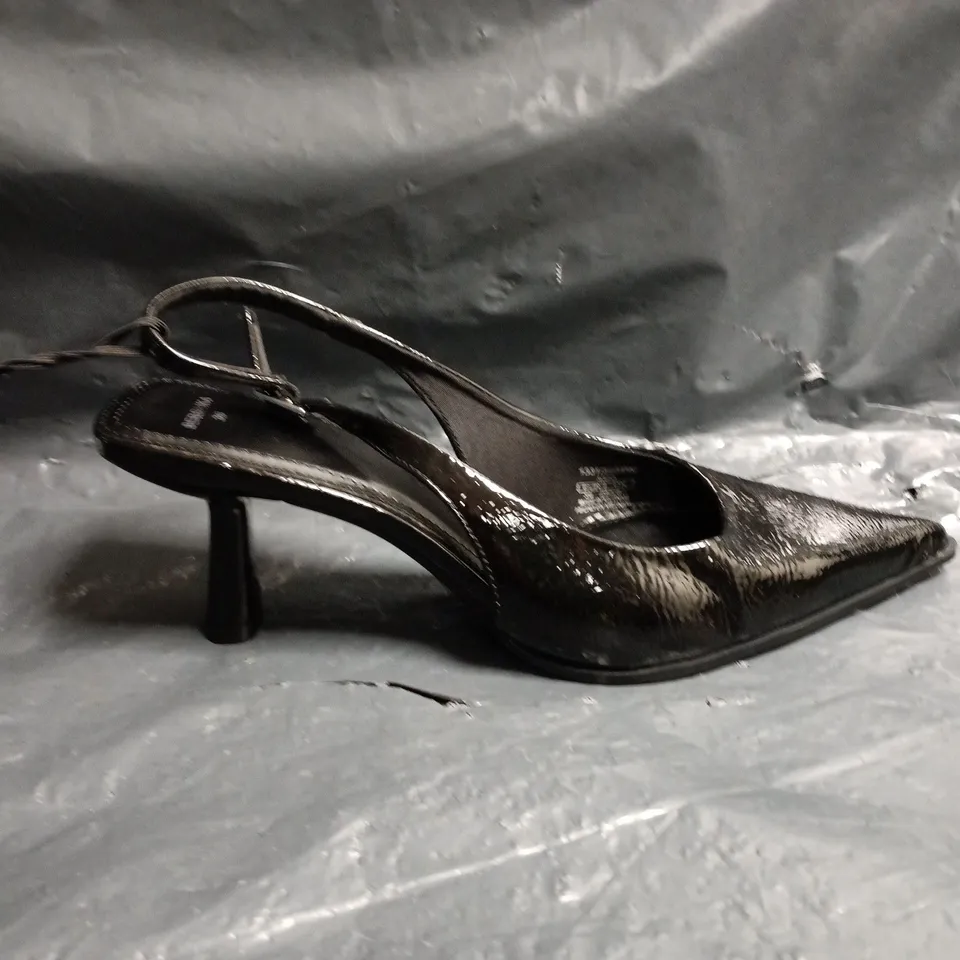 BERSHKA BLACK PATENT SLINGBACK POINTED TOES STILETTO HEELS SIZE 6