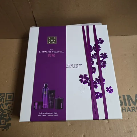 RITUALS THE RITUAL OF YOZAKURA GIFT SET 