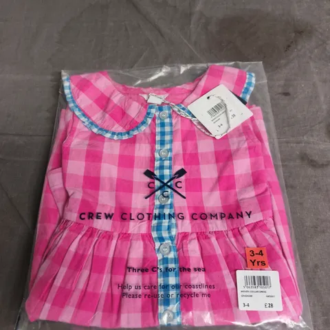 CREW CLOTHING COMPANY WOVEN COLLAR DRESS – GINGHAM PINK, UK 3-4 YRS