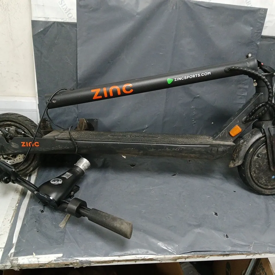 BOXED ZINC ECO MAX 3.0 ELECTRIC SCOOTER - COLLECTION ONLY 