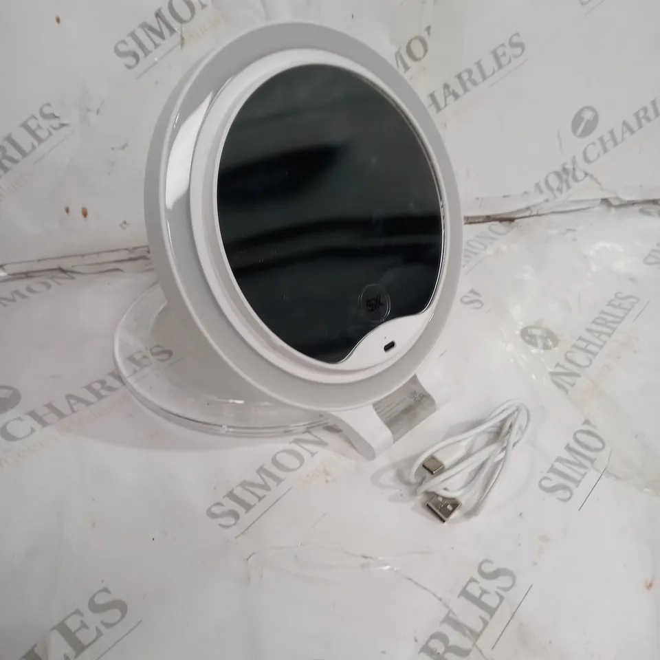 BOXED SIMPLY BEAUTY DOUBLE SIDED FLEX STAND LED VANITY MIRROR