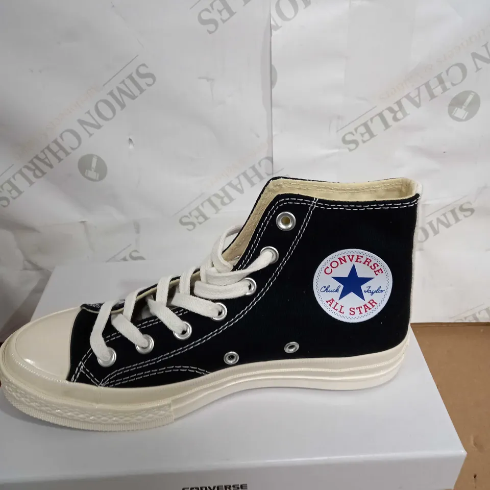 BOXED PAIR OF CONVERSE HIGH TOP TRAINERS SIZE 8