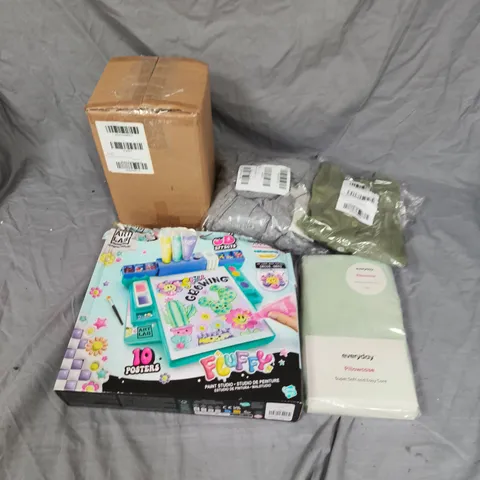 BOX OF APPROXIMATELY 10 ASSORTED HOUSEHOLD ITEMS TO INCLUDE - TABLE LAMP - ART LAB FLUFFY PAINT KIT - CLOTHING - ETC