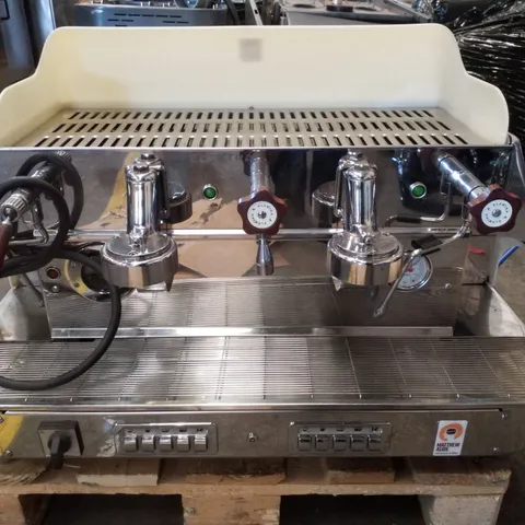 ELEKTRA BARLUME 2-GROUP COFFEE MACHINE