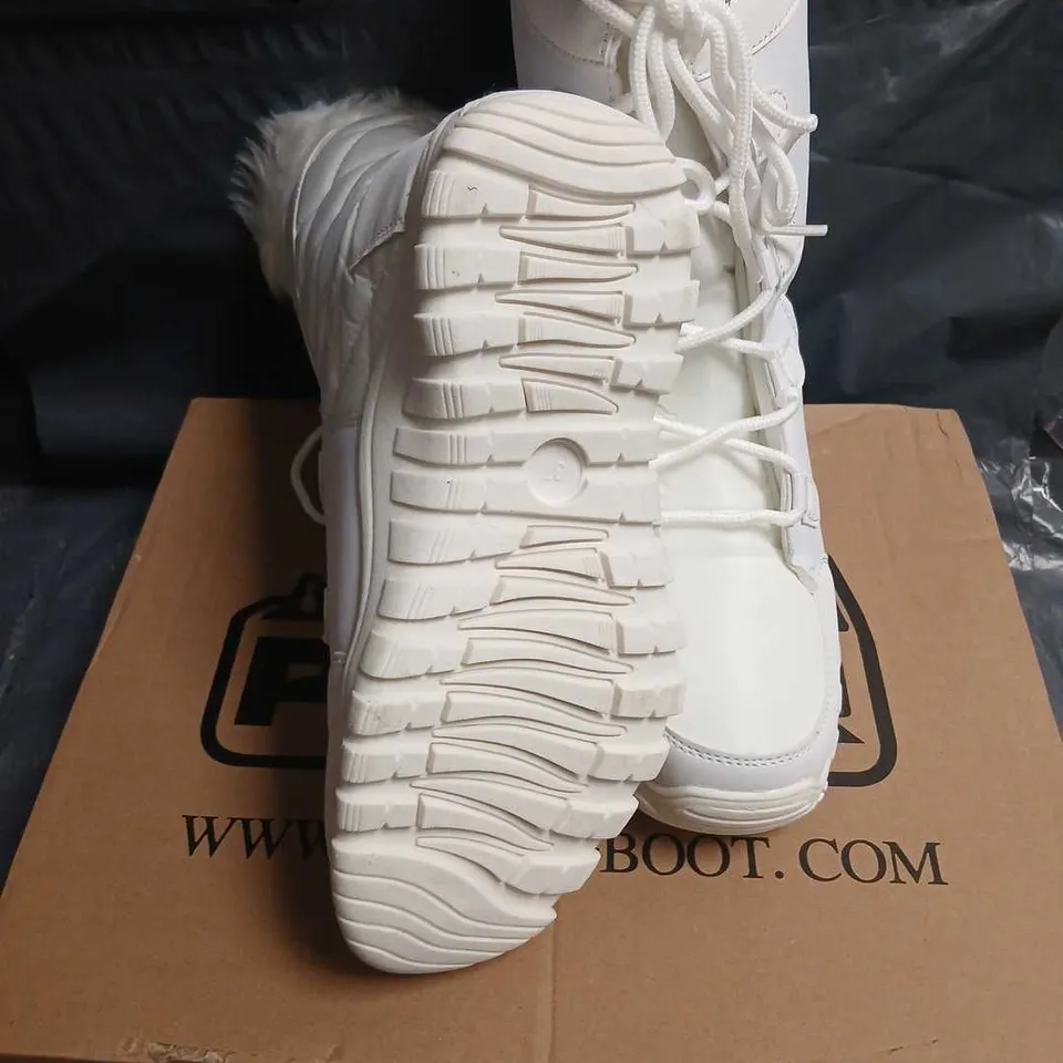 POLAR WOMEN'S QUILTED OUTDOOR BOOT - WHITE, UK4 (EU37)