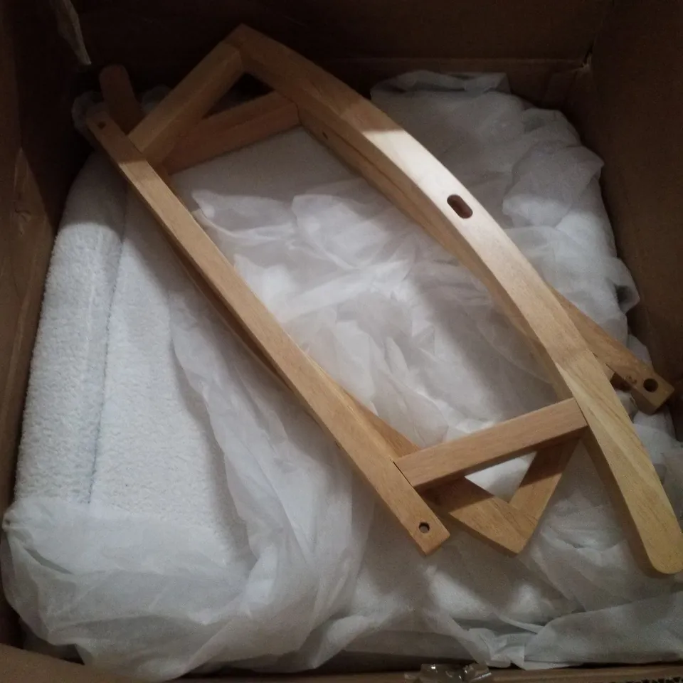 BOXED ROCKING CHAIR - WHITE FABRIC