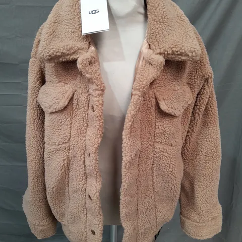 UGG FRANKIE SHERPA TRUCKER JACKET IN CAMEL - M
