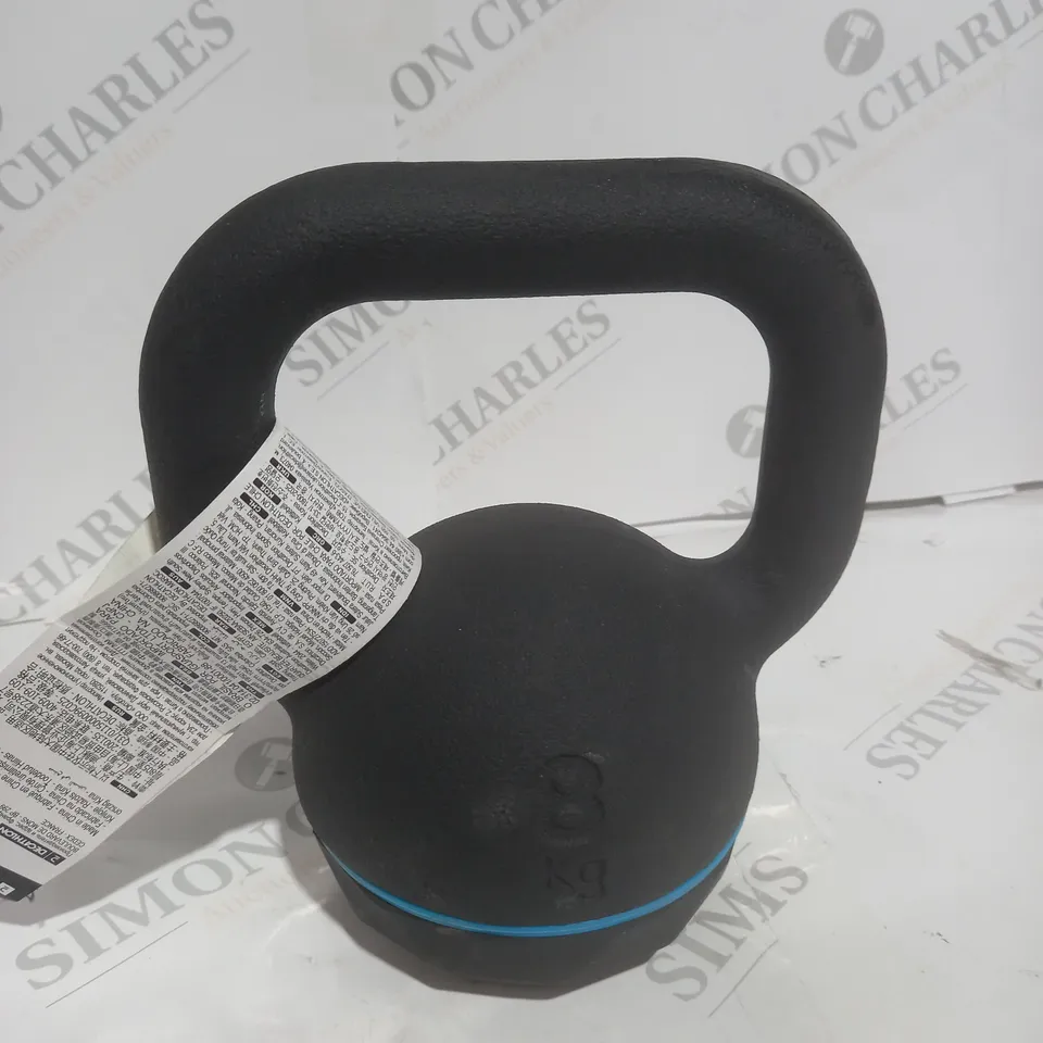 CAST IRON & RUBBER BASE KETTLEBELL - 8 KG