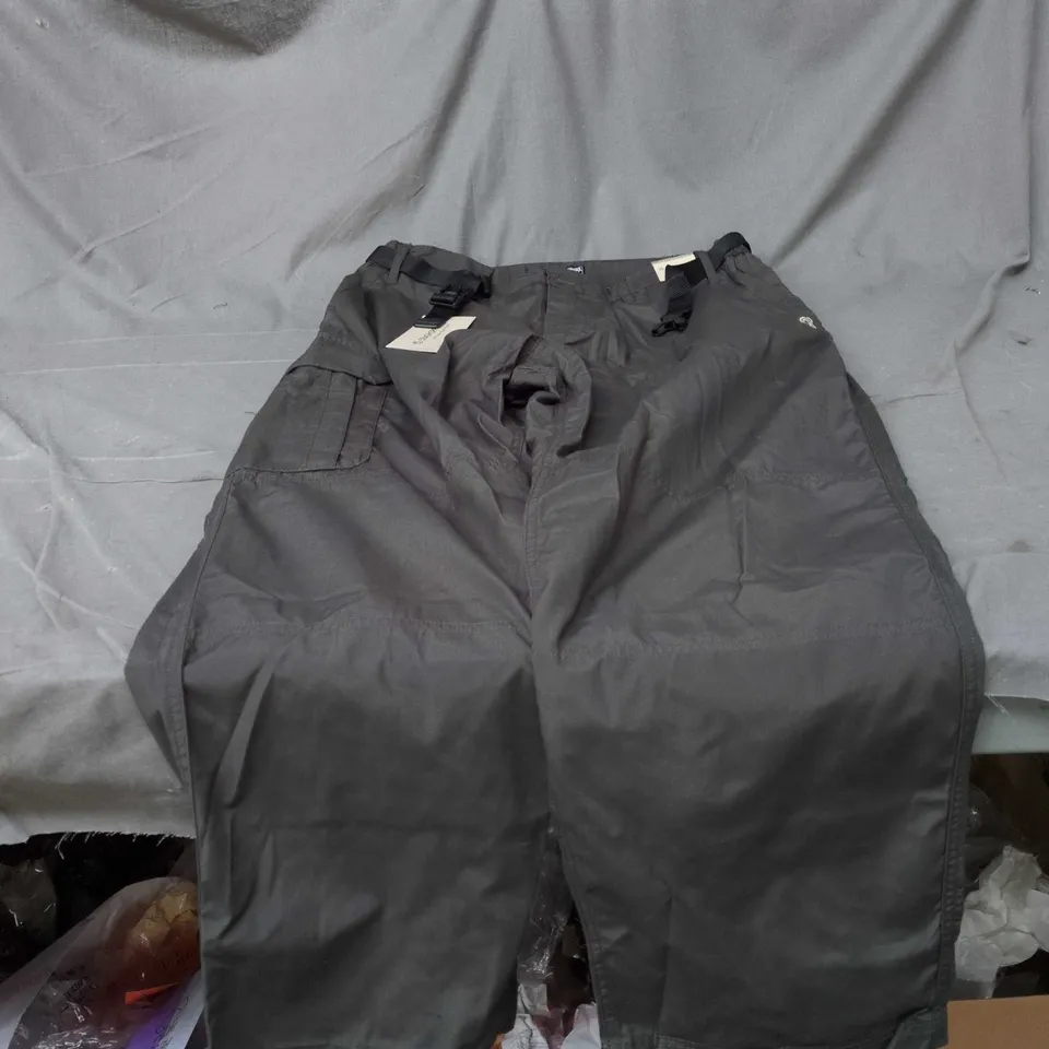 CRAGHOPPERS MEN'S TROUSERS – CHARCOAL GREY, UK 36 (EU 52) REGULAR