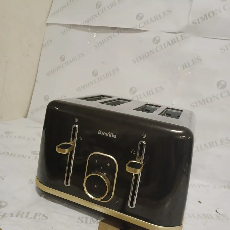 BREVILLE AURA 4 SLICE TOASTER