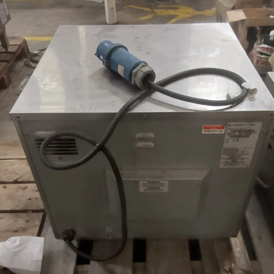 MERRYCHEF EIKON E3 HIGH SPEED OVEN