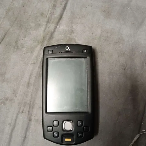 O2 MOBILE PHONE WITH 3.0MP AF CAMERA – FRONT KEYPAD 