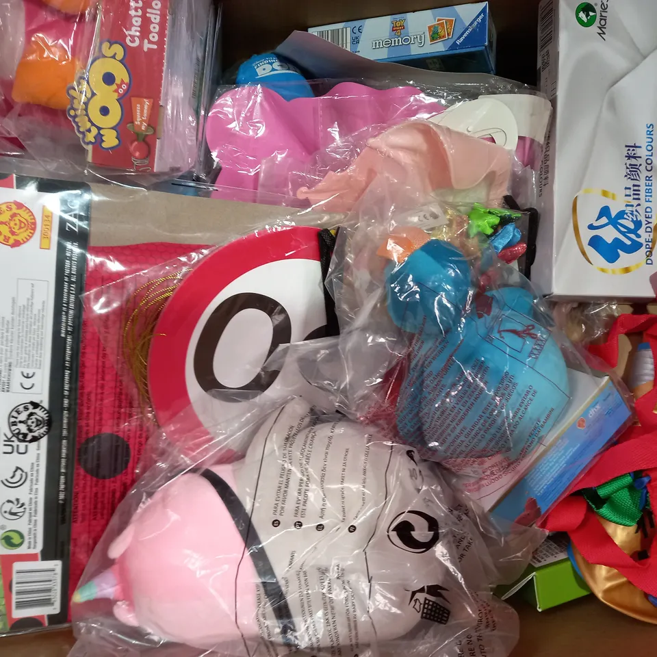 BOX OF APPROXIMATELY 20 ASSORTED TOYS AND GAMES TO INCLUDE GYROSPHERE, PRIDDY BOOKS ANIMAL RESCUE, WRIGGLY SLUG, ETC