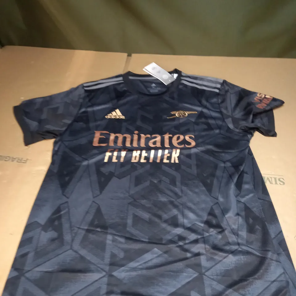 ARSENAL FOOTBALL CLUB AWAY JERSEY SIZE XL