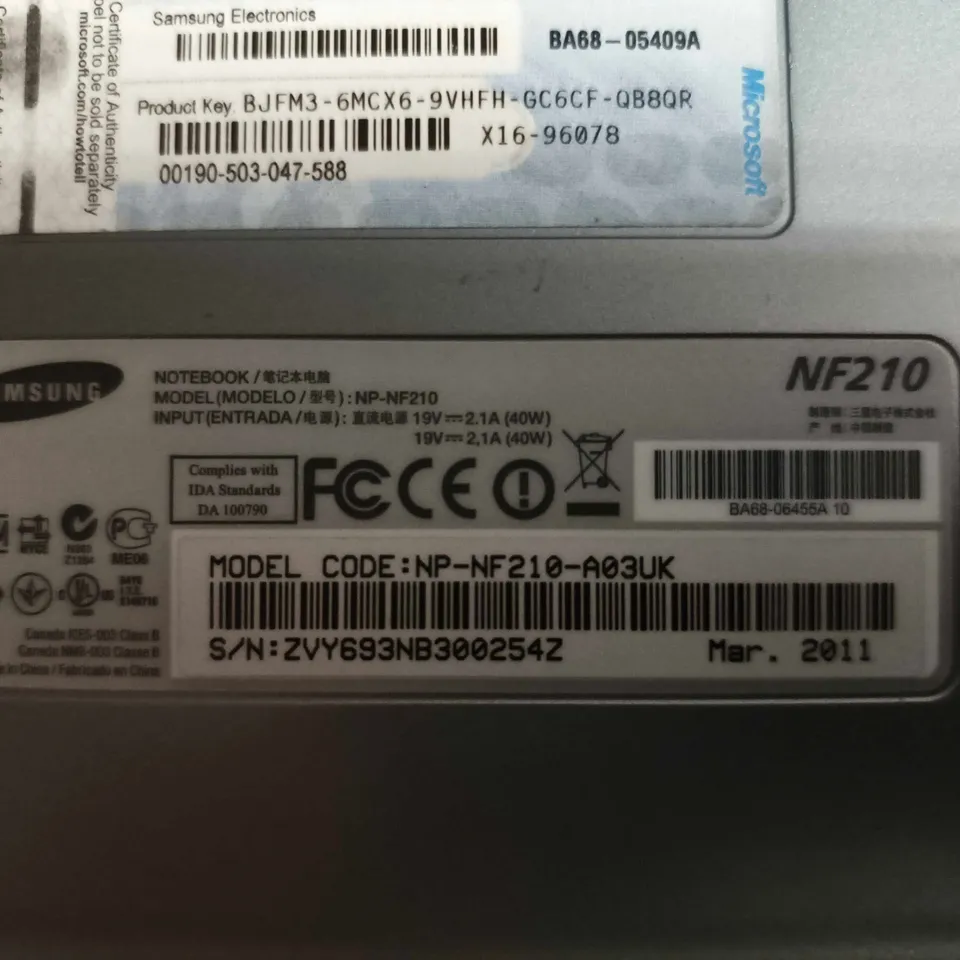 SAMSUNG NP-NF210 NOTEBOOK NETBOOK (A03UK)