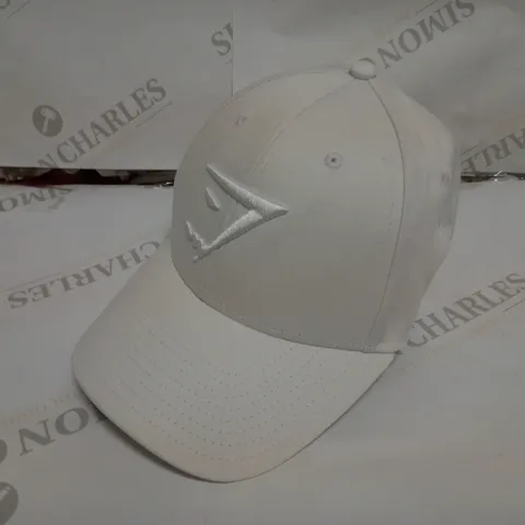 GYMSHARK WHITE BASEBALL CAP