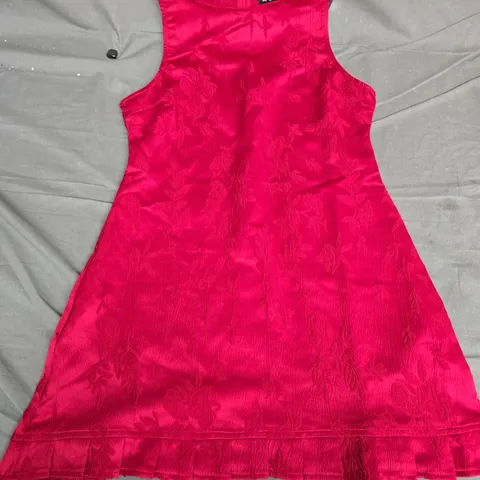 MOTEL SATIN JACQUARD MINI DRESS – RED, SIZE L