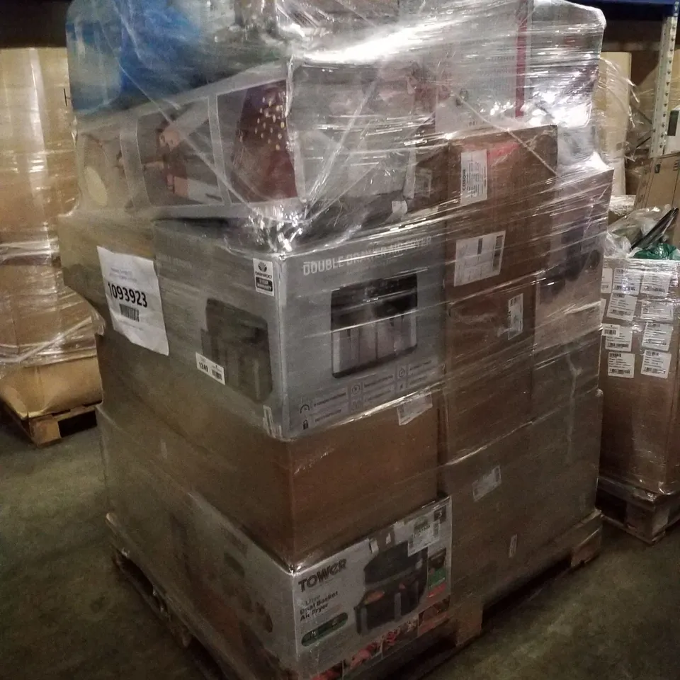 PALLET OF APPROXIMATELY 25 UNPROCESSED RAW RETURN HOUSEHOLD AND ELECTRICAL GOODS TO INCLUDE;