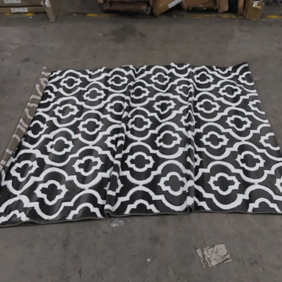 MODERN TRENDZ RUG - GREY // SIZE: 160 X 220cm