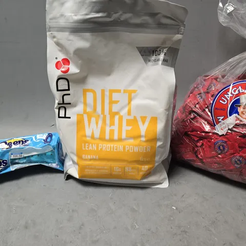 APPROXIMATELY 3 ASSORTED FOOD ITEMS TO INCLUDE -UNCLE JOES MINT BALLS , PHD DIET WHEY LEAN PROTEIN BANANA , PEEPS 