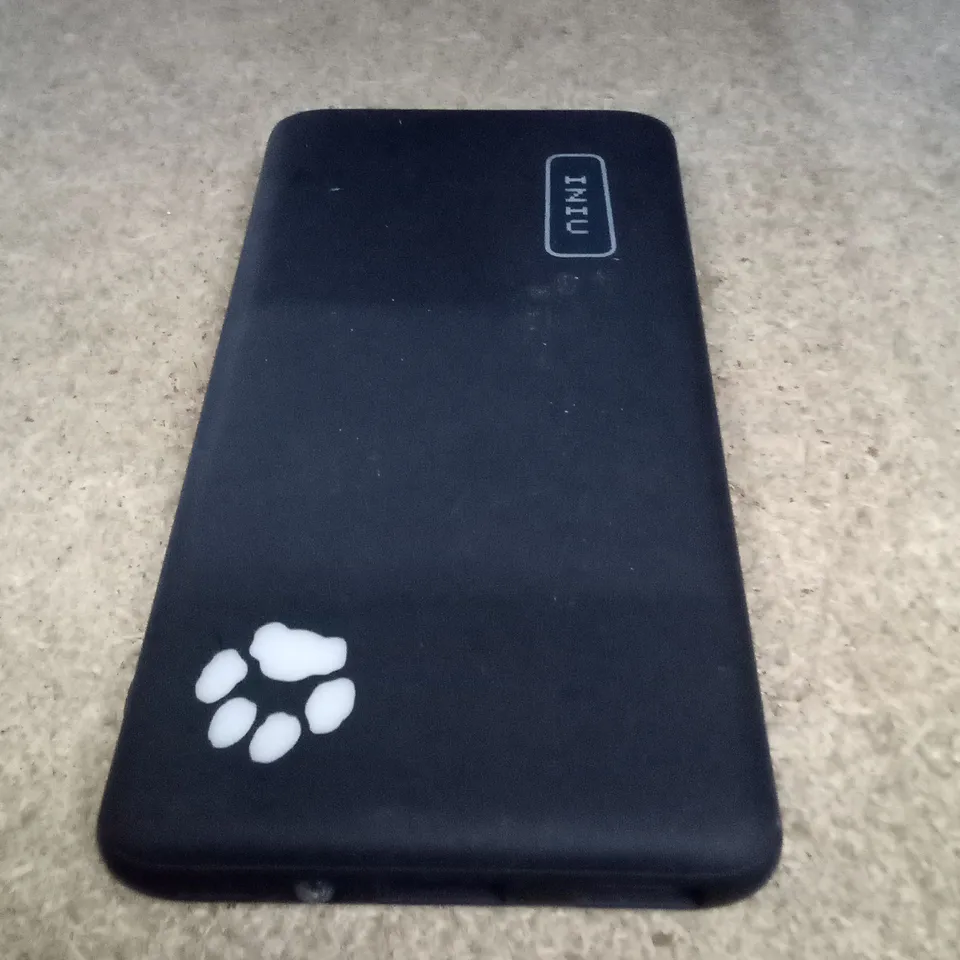 INIU 2 PORT PORTABLE CHARGER