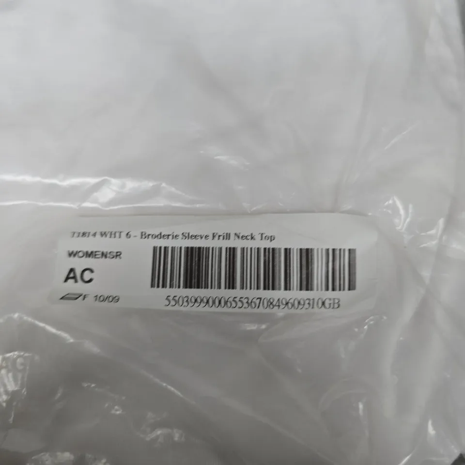 BODEN UK 6 WOMEN'S WHITE BRODERIE SLEEVE FRILL NECK TOP