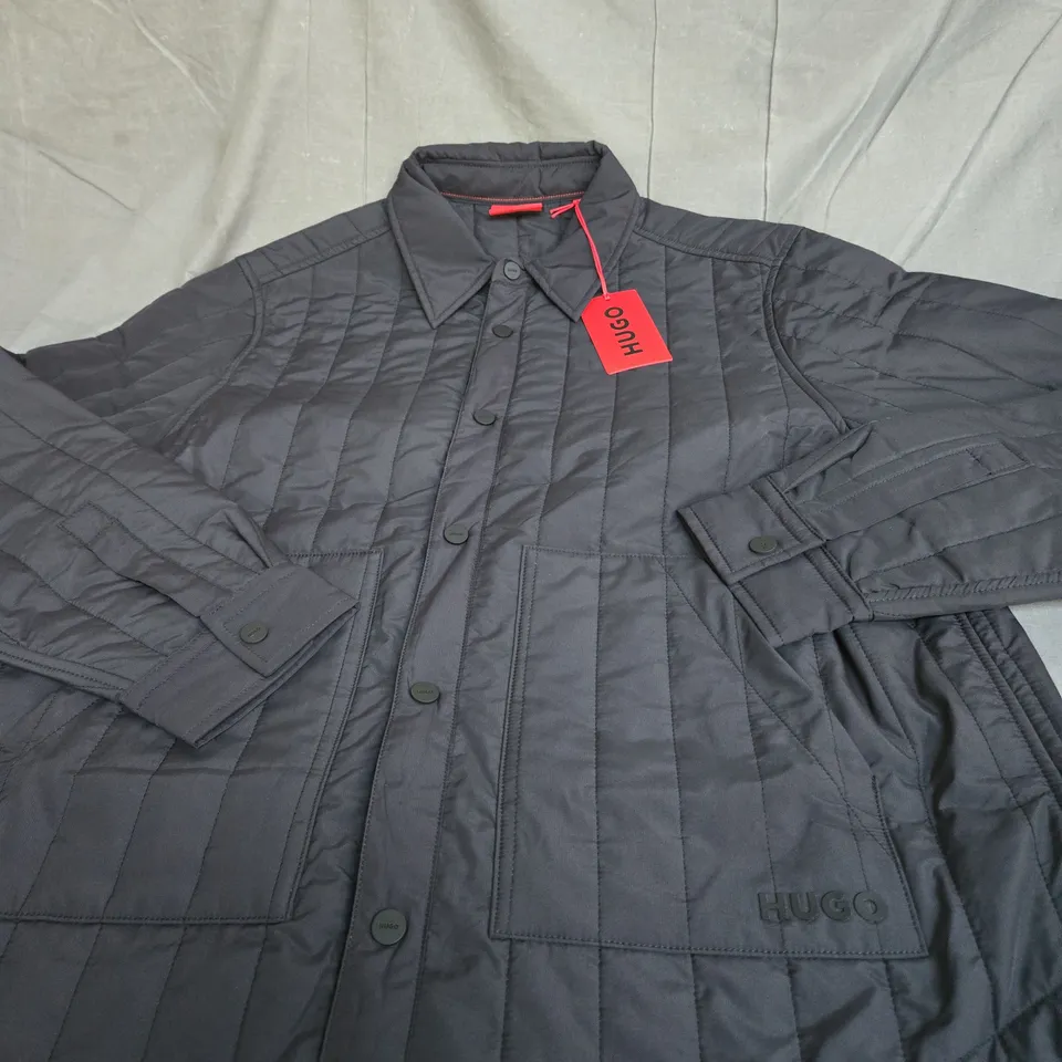 HUGO BOSS BUTTONED COAT SIZE UNSPECIFIED