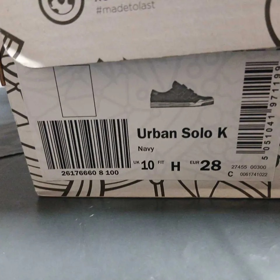 CLARKS URBAN SOLO K NAVY KIDS’ VELCRO TRAINERS – UK 10 (EUR 28)