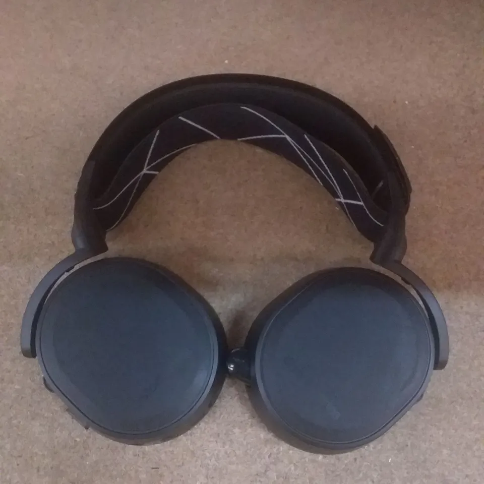 STEEL SERIES ARCTIS 9 WIRELESS GAMING HEADSET