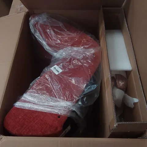 BOXED UPHOLSTERED ARM CHAIR 