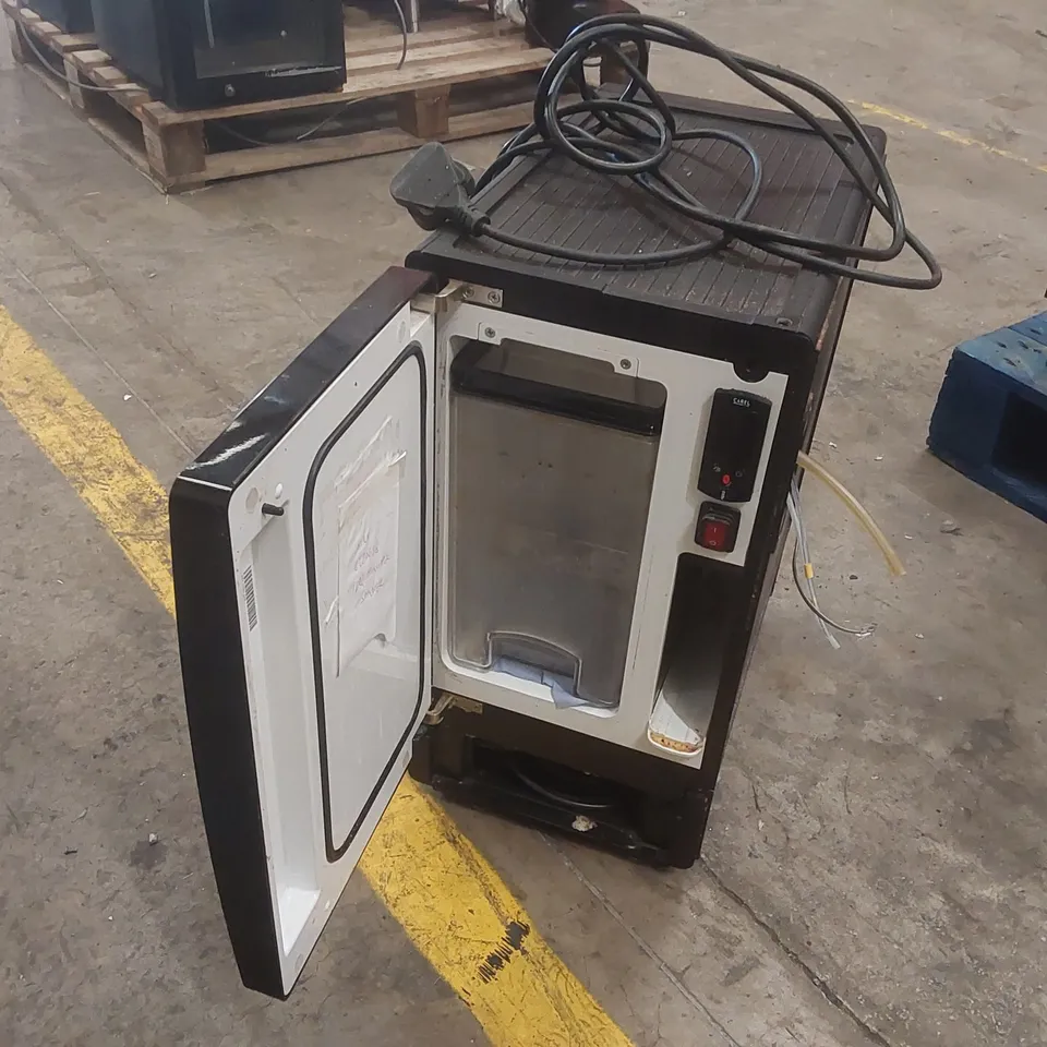 COMMERCIAL CLEANMASTER MILK FRIDGE