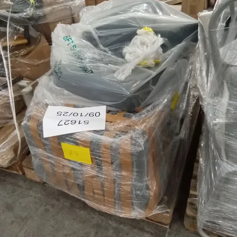 PALLET OF ASSORTED INCOMPLETE DESIGNER SOFAS AND UPHOLSTERY ITEMS 