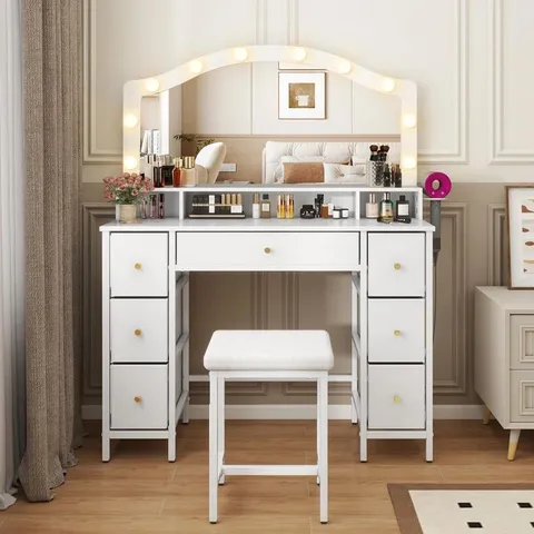 BOXED DOEGILDE WITH 10 LED BULBS, LARGE TABLETOP VANITY MAKEUP DESK WITH MIRROR - WHITE (1 BOX)