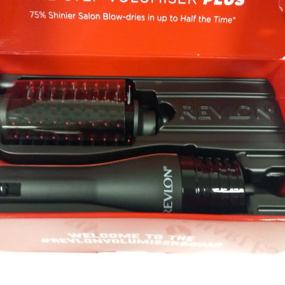 BOXED REVLON ONE STEP VOLUMISER PLUS