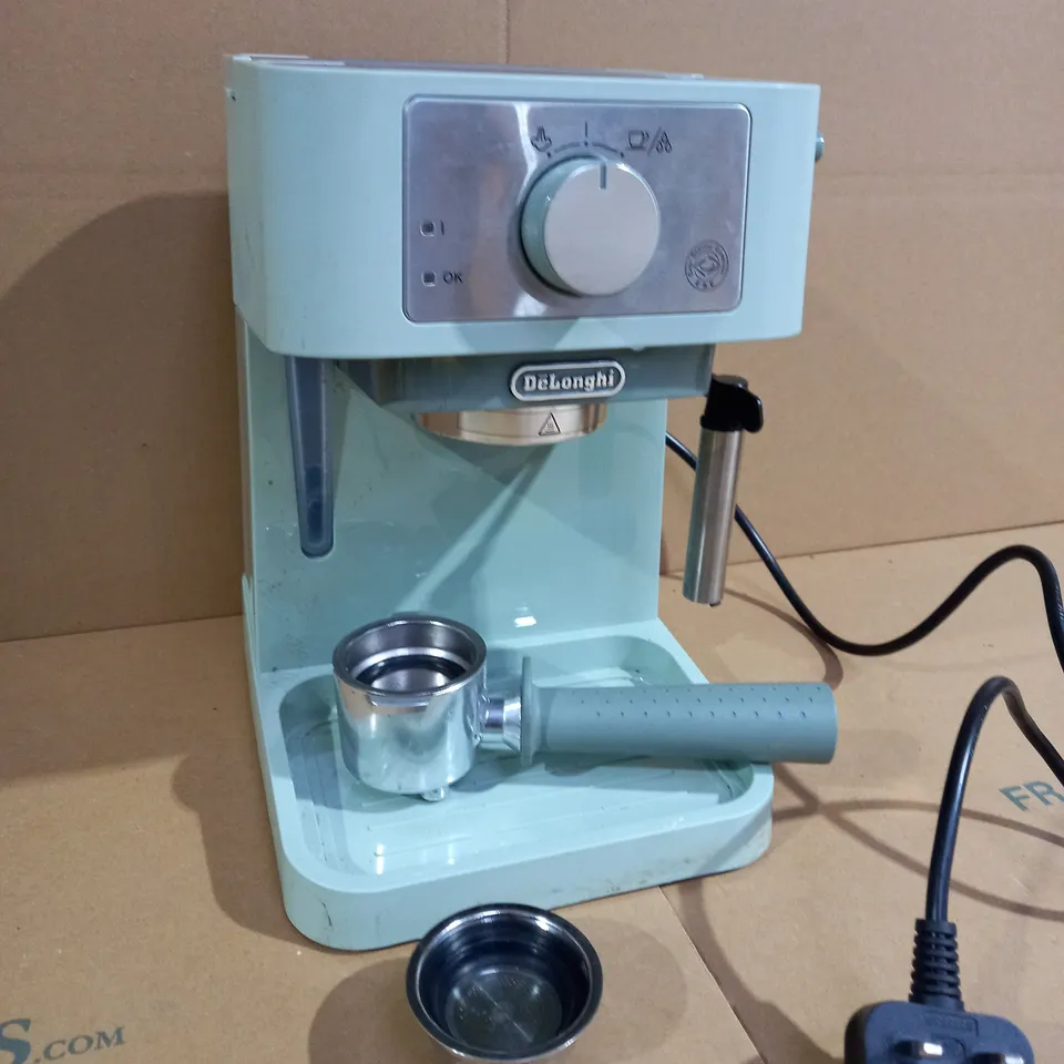DELONGHI ESPRESSO MACHINE 