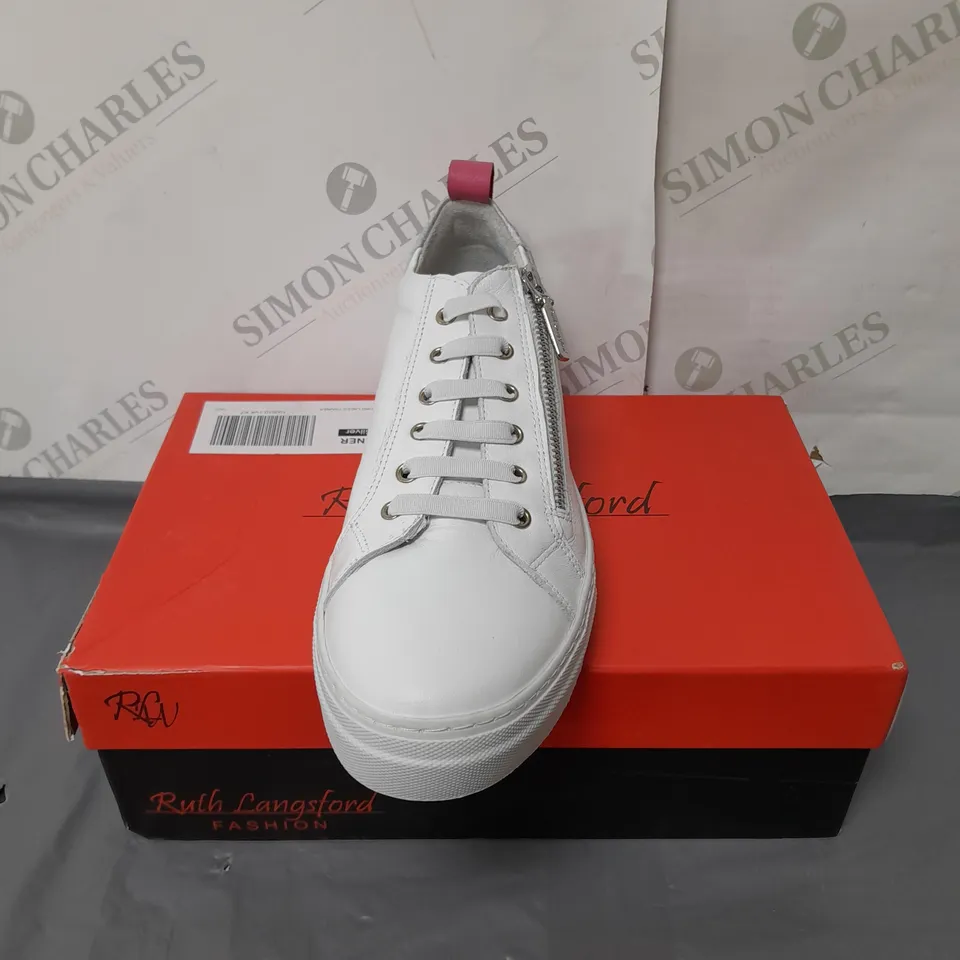 RUTH LANGSFORD LADIES WHITE AND SILVER TRAINERS SIZE EU 40