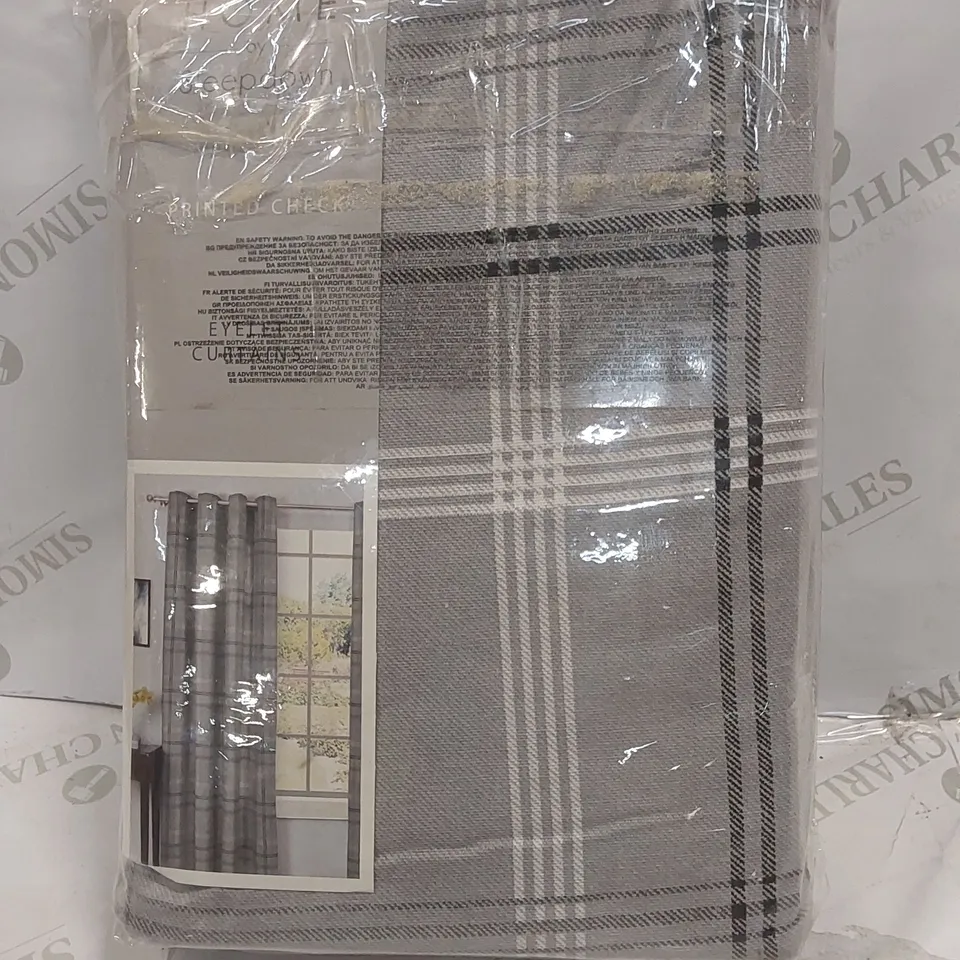 BAGGED PRINTED CHECK EYELET ROOM DARKENING CURTAINS - GREY // SIZE: 137 X 168cm