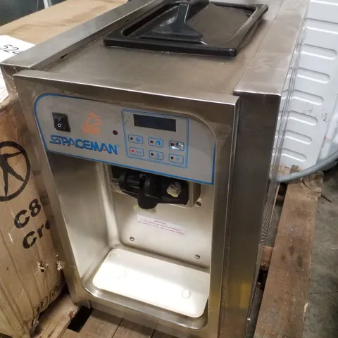 SPACEMAN SOFT SERVE FREEZER